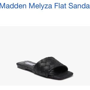 STEVE MADDEN- NWB Black Sandal- size 7